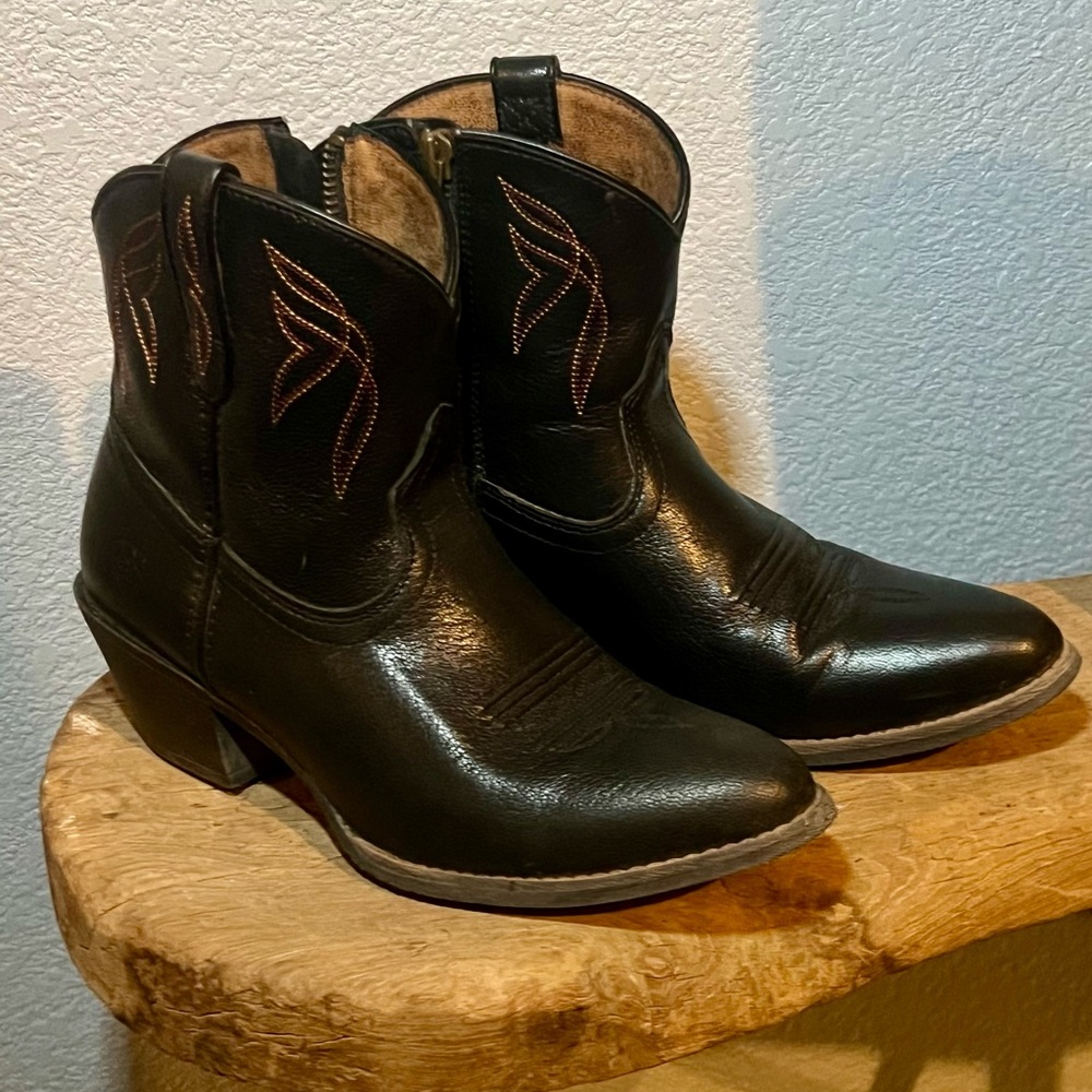 Ariat DarlinBlack Western Ankle Boots